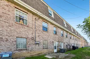 239 Whitestown Village, Twp of But NW, PA 16001 - Photo 34