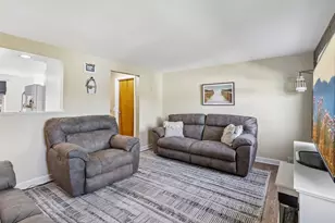 239 Whitestown Village, Twp of But NW, PA 16001 - Photo 8