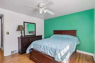 239 Whitestown Village, Twp of But NW, PA 16001 - Photo 20