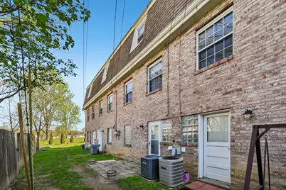 239 Whitestown Village #F, Twp of But NW, PA 16001 - Photo 32