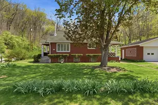 2038 Hookstown Grade Rd, Findlay Township, PA 15026 - Photo 2