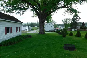 1207 W Crawford, Connellsville, PA 15425 - Photo 6