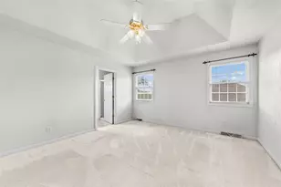 2408 Briarhill Ct, White Oak, PA 15131 - Photo 20