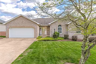 2408 Briarhill Ct, White Oak, PA 15131 - Photo 2