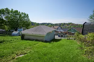 126 Scout Ave, Pittsburgh, PA 15210 - Photo 26
