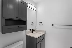 3211 Dobson St, Pittsburgh, PA 15219 - Photo 36