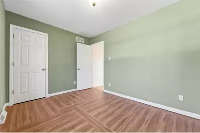 2346 Nicholson Rd, Pittsburgh, PA 15143 - Photo 14
