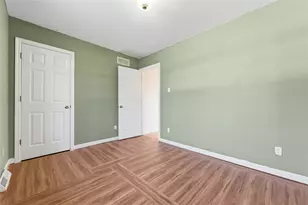 2346 Nicholson Rd, Pittsburgh, PA 15143 - Photo 14