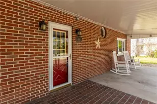 104 S Liberty St, Masontown, PA 15461 - Photo 4