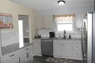 5 Blackberry Ln, Pine Township, PA 16127 - Photo 6