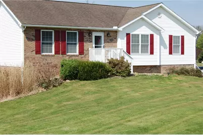 5 Blackberry Ln, Pine Township, PA 16127 - Photo 2