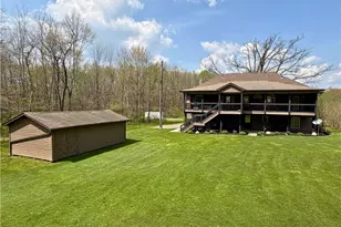 190 Pew Rd, Findley Township, PA 16137 - Photo 6