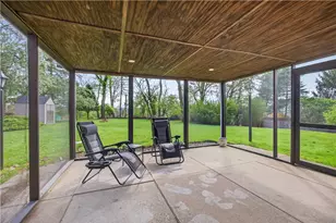 7177 Shannon Rd, Pittsburgh, PA 15147 - Photo 32