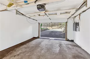 7177 Shannon Rd, Pittsburgh, PA 15147 - Photo 36
