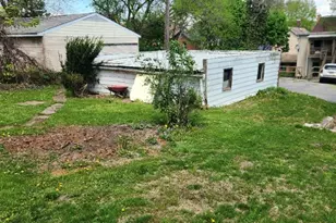 716 Park Ave, Ellwood City, PA 16117 - Photo 4