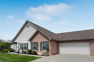 1108 Timberwood Dr, Chippewa Township, PA 15010 - Photo 2