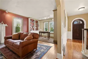 117 E Fairfield Ave, New Castle, PA 16105 - Photo 4