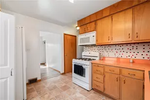 1318 Pennsylvania Ave, Harrison Township, PA 15065 - Photo 12