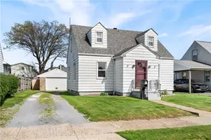 1318 Pennsylvania Ave, Harrison Township, PA 15065 - Photo 2