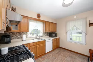 112 Linwood Dr, Summit Township, PA 16001 - Photo 14