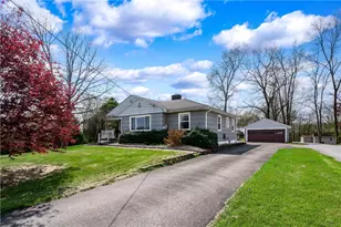 112 Linwood Dr, Summit Township, PA 16001 - Photo 4