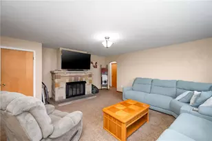 112 Linwood Dr, Summit Township, PA 16001 - Photo 8