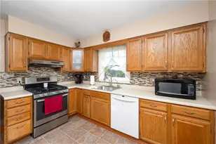 112 Linwood Dr, Summit Township, PA 16001 - Photo 16