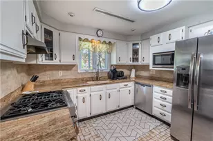 1034 Preston Dr, North Versailles, PA 15137 - Photo 14