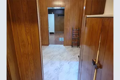 2000 Mercer Ave, Hermitage, PA 16148 - Photo 10