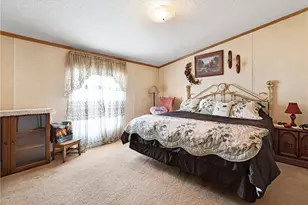 34 1st St, Ellwood City, PA 16117 - Photo 24