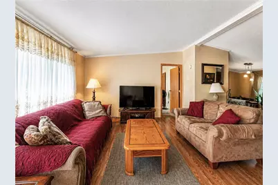 34 First Street, Ellwood City, PA 16117 - Photo 6