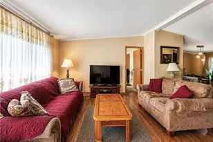 34 1st St, Ellwood City, PA 16117 - Photo 6