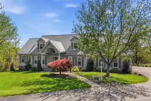 94 Corbett Ave, Irwin, PA 15642 - Photo 2