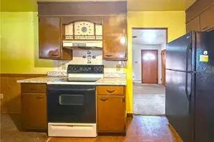 133 Beale Ave, Leechburg Boro, PA 15656 - Photo 8