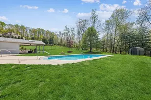 1140 S Whitmore Rd, North Huntingdon, PA 15642 - Photo 46