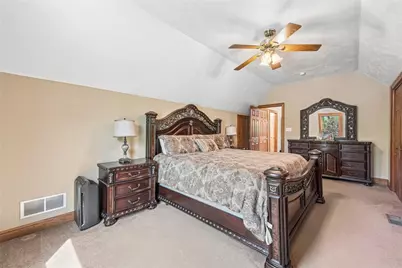 1140 S Whitmore Rd, North Huntingdon, PA 15642 - Photo 42