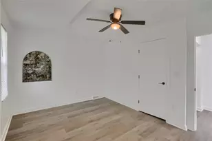 2513 Grove Rd, South Park, PA 15129 - Photo 16