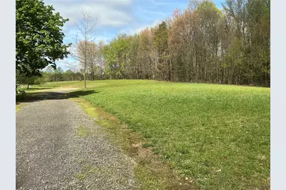 777 Sleepy Hollow Rd, Rayne Township-Ernest, PA 15701 - Photo 6