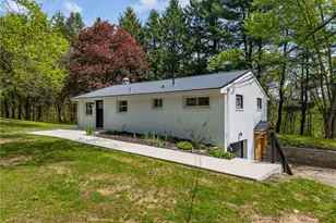 351 Steele Rd, Loyalhanna, PA 15684 - Photo 28