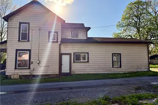 226 W Butler St, Mercer Boro, PA 16137 - Photo 6
