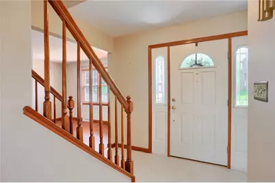 501 Saint Phillips Ct, Cranberry Township, PA 16066 - Photo 6