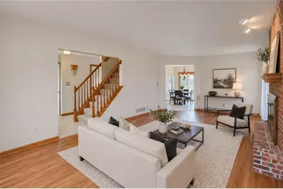 501 Saint Phillips Ct, Cranberry Township, PA 16066 - Photo 8