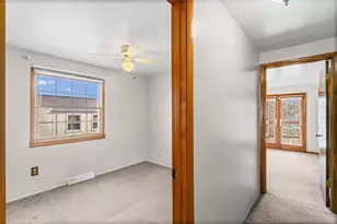 213 Winslow Dr, Oakdale, PA 15071 - Photo 18