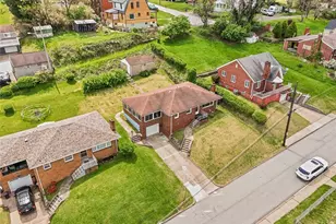 223 Washington Ave, Whitaker, PA 15120 - Photo 28