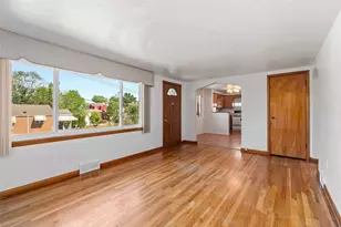 223 Washington Ave, Whitaker, PA 15120 - Photo 4