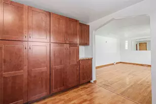 223 Washington Ave, Whitaker, PA 15120 - Photo 8
