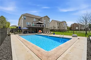 117 Trapp Rock Ln, Adams Township, PA 16046 - Photo 4