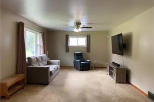 125 Highland Dr, Gilpin Township, PA 15656 - Photo 2