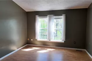 34 Links Dr, New Castle, PA 16101 - Photo 6