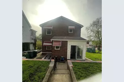 956 Beaver Rd, Ambridge, PA 15003 - Photo 2